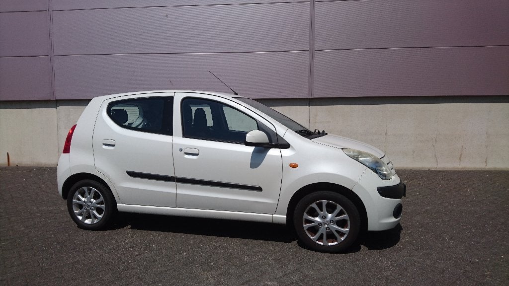 Nissan Pixo 1.0 5drs Airco / Nieuwe koppeling! Apk 04-2027, Auto's, Voorwielaandrijving, Stof, 200 kg, 4 stoelen