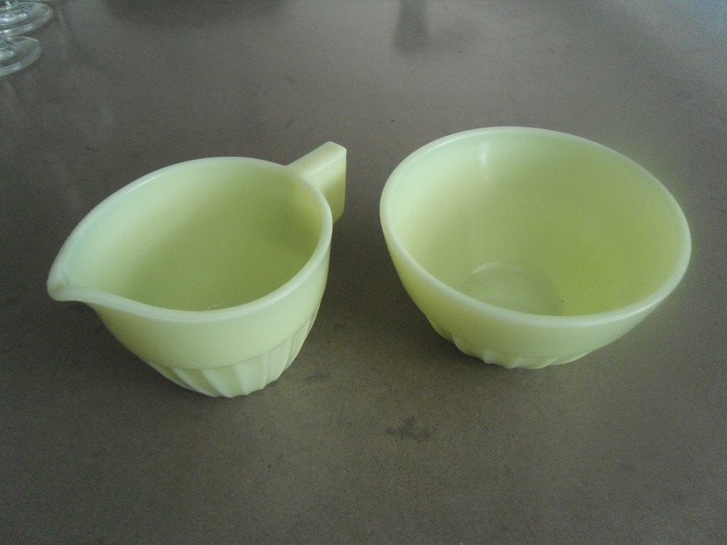 roomstelletje uranium melkglas, suikerbakje en melkkannetje, Verzamelen, Ophalen of Verzenden, Overige typen
