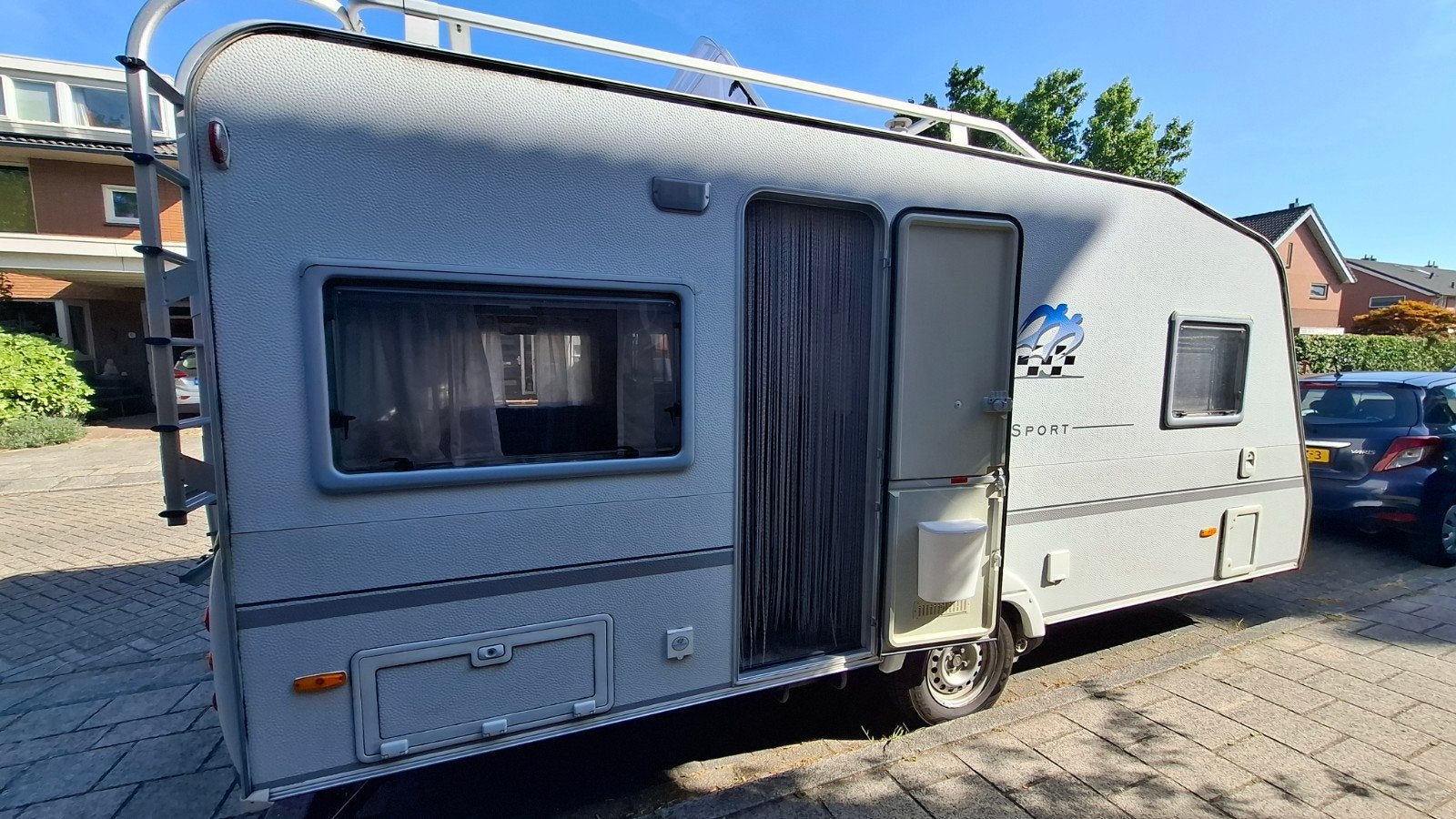 Prachtige Knaus Sport (2004) - Frans bed, Rondzit, Mover, Tot en met 4