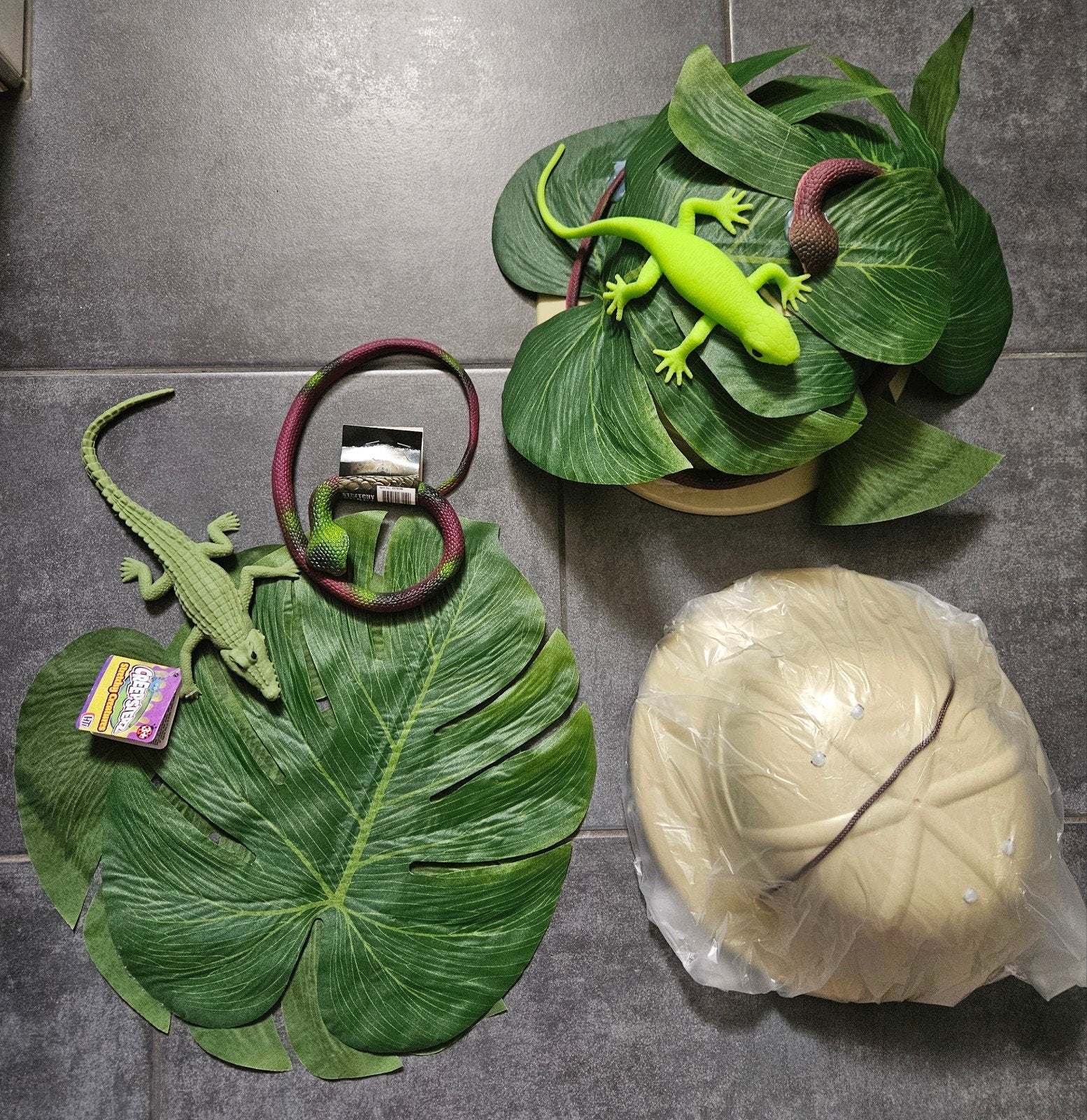 JUNGLE HOEDEN, Hobby en Vrije tijd, Ophalen of Verzenden, Nieuw, Hoed of Pruik