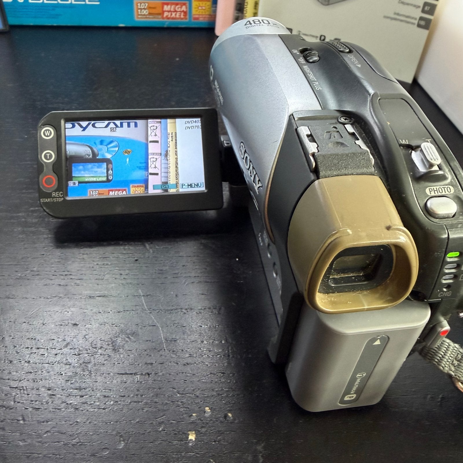 Sony Handycam DCR-DVD202E DVD Camcorder complete set, F, Gebruikt, G, Dvd