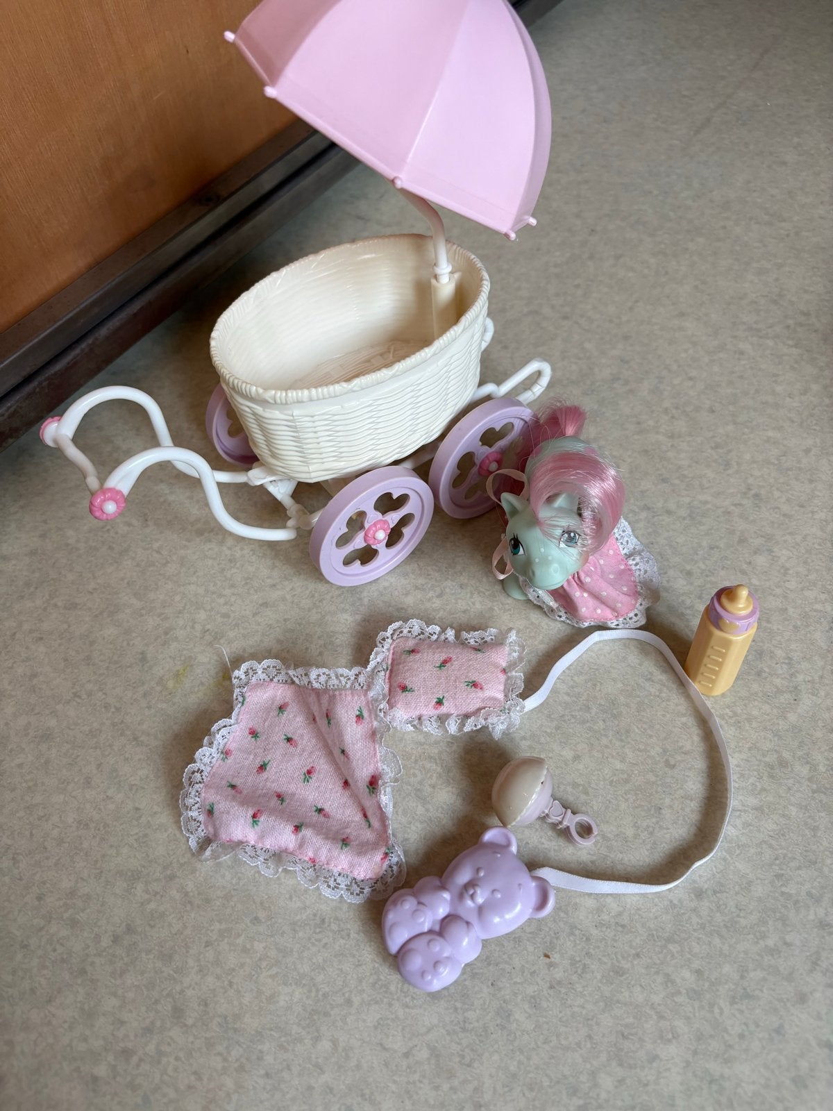 My Little Pony baby buggy met Baby Cuddles en accessoires, Ophalen, Gebruikt