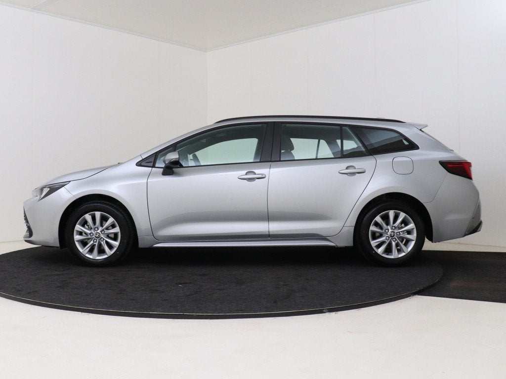 Toyota Corolla Touring Sports 1.8 Hybrid Active *NIEUW* | Me, Auto's, Toyota, 12 maanden, 4 cilinders, Corolla, Origineel Nederlands