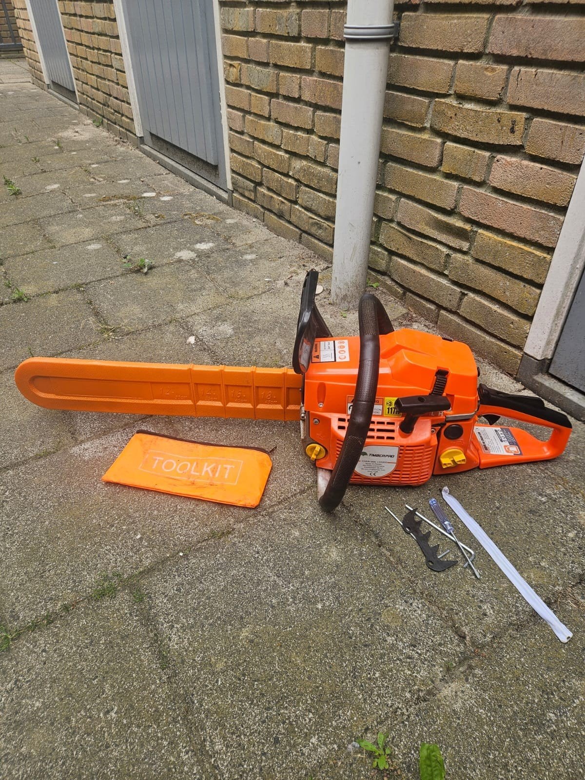 TIMBERPRO Benzine Kettingzaag, Ophalen of Verzenden, Zo goed als nieuw, Benzine, Timberpro