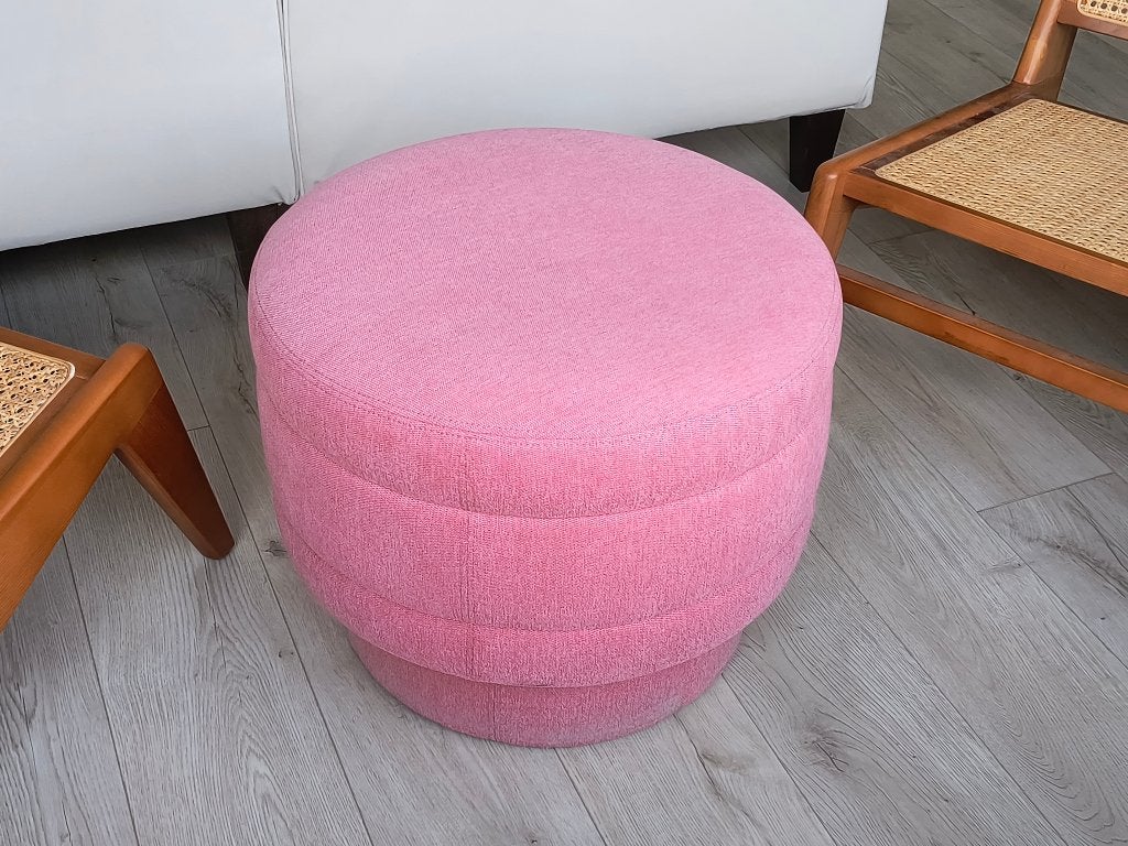 Roze poef merk SofaCompany, Ophalen, Zo goed als nieuw, Lief, Stof