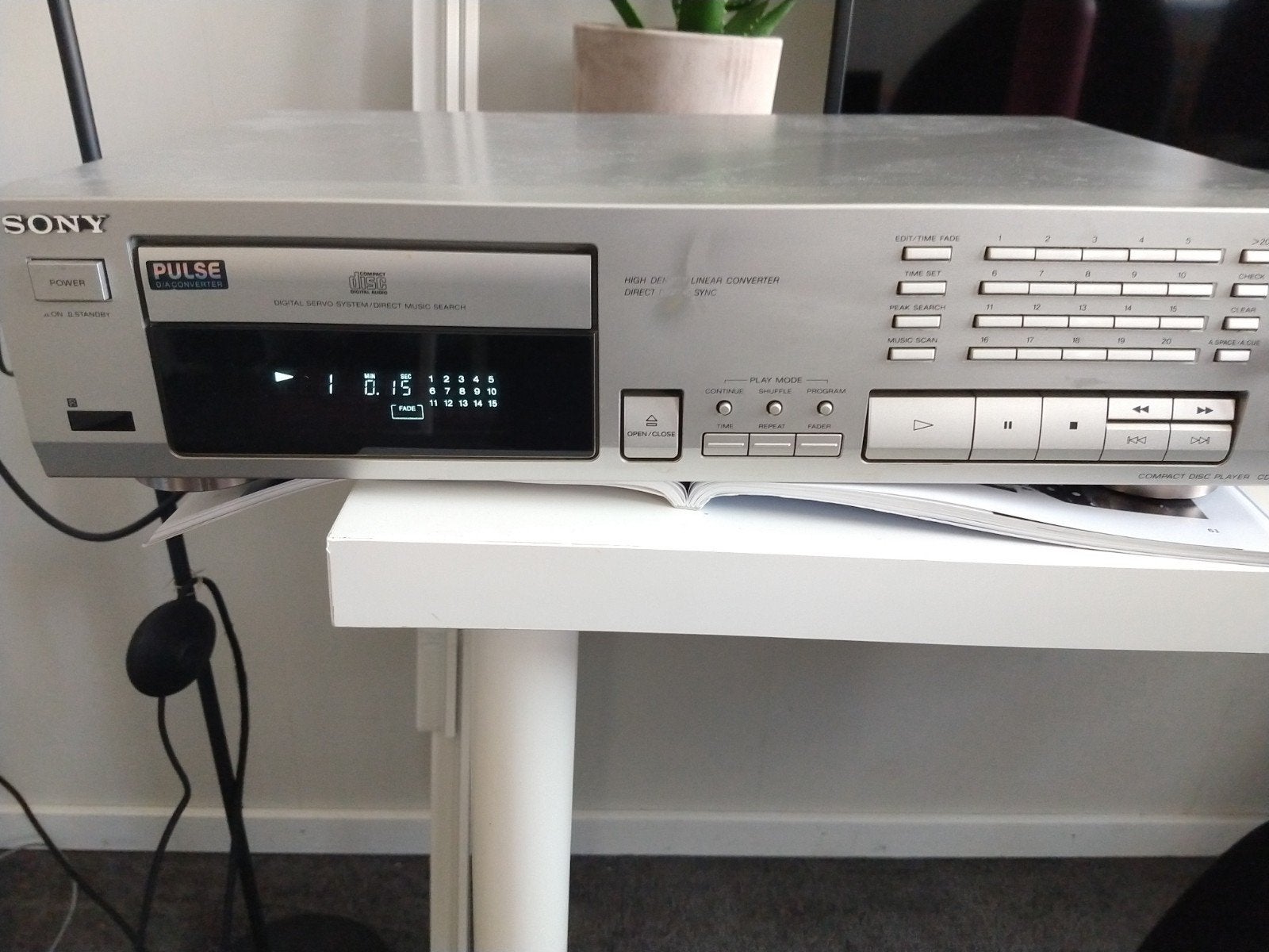 Sony CDP-597 CD-speler - Werkt perfect, lichte slijtage, Ophalen, Gebruikt, Sony