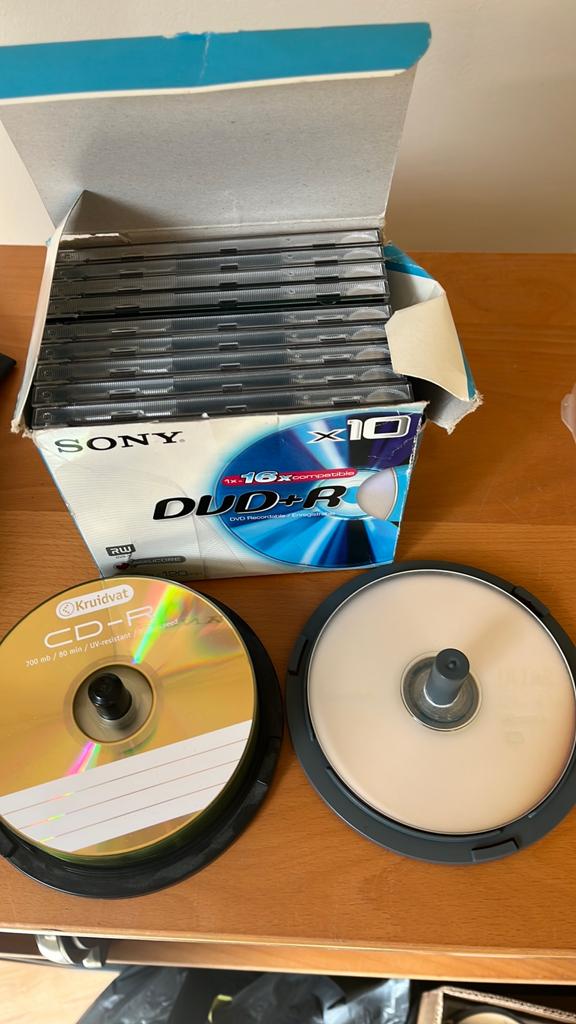 Sony DVD+R en Kruidvat CD-R schijfjes (deels nieuw), Computers en Software, Beschrijfbare discs, Zo goed als nieuw, Dvd, Ophalen