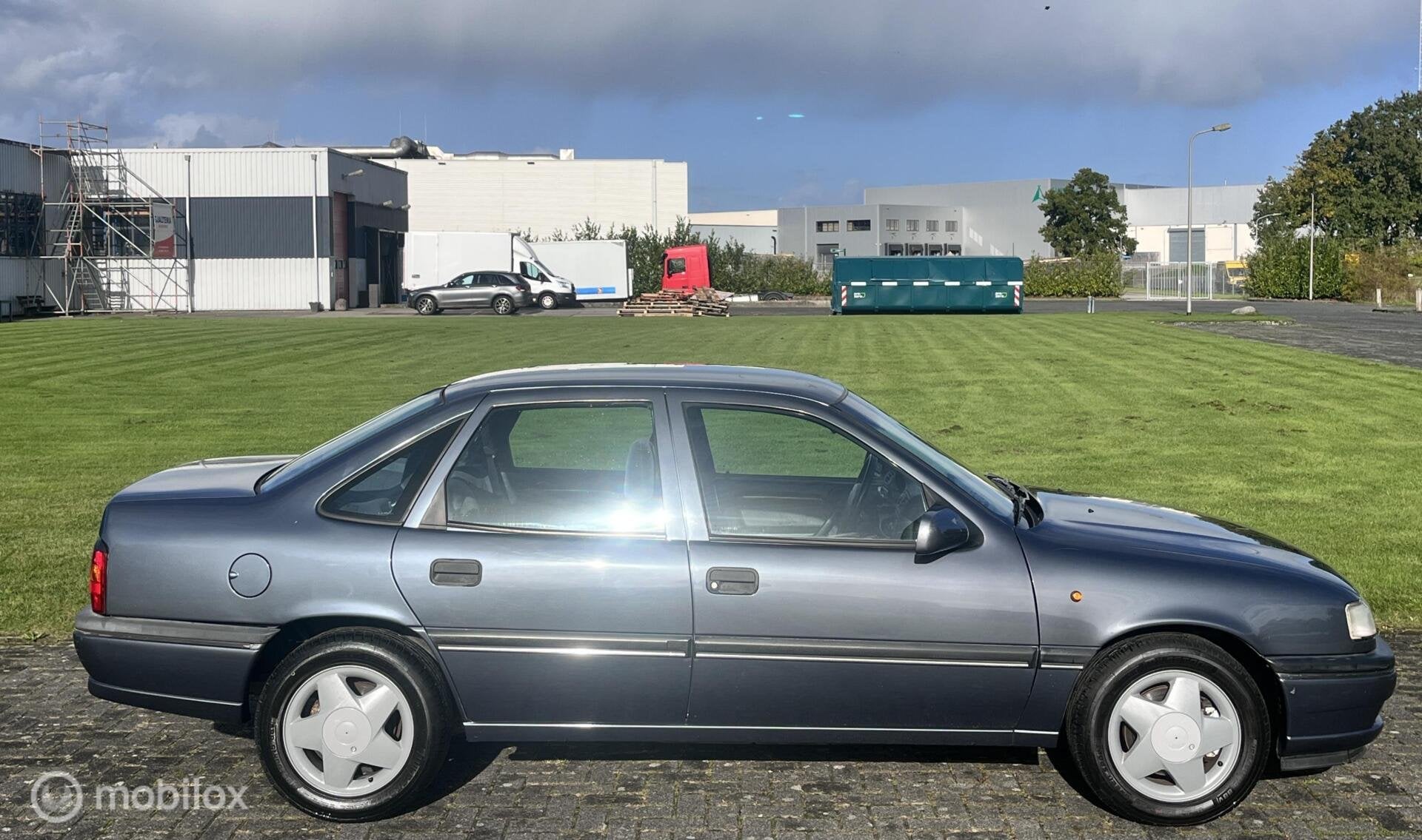 Opel Vectra 2.5 V6 CD Automaat / APK / NAP / Airco / Stoelve, 1350 kg, Stof, Gebruikt, 1295 kg