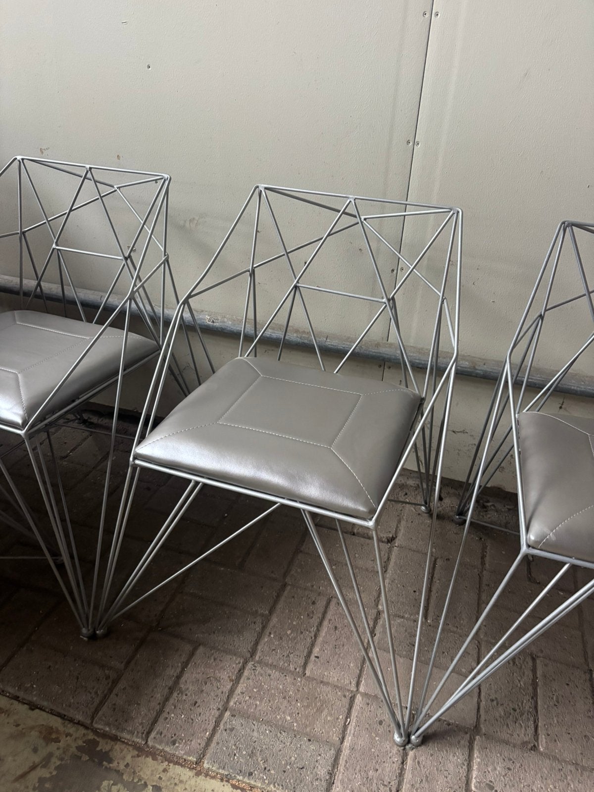 Draadstoelen 8 stuks, Huis en Inrichting, Ophalen, Zo goed als nieuw, Grijs