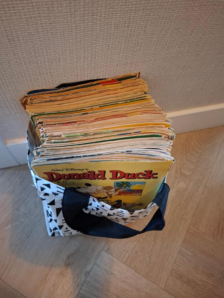 Donald Duck stripboeken. Hele oude, uit 1976 etc, Boeken, Ophalen, Gelezen, Walt Disney  Donald duck, Meerdere stripboeken
