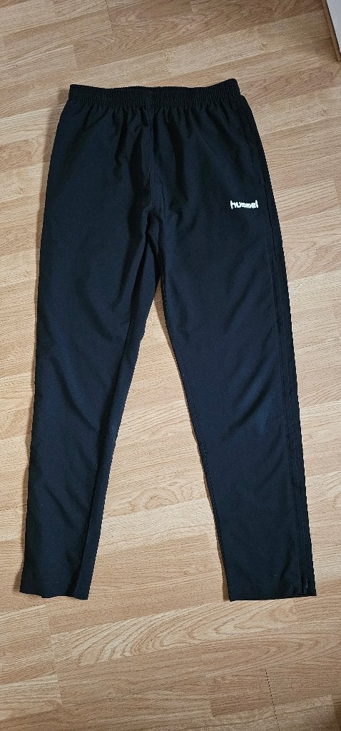 heren trainingsbroek Hummel maat M, Kleding | Heren, Maat 48/50 (M), Zwart, Ophalen of Verzenden, Zo goed als nieuw