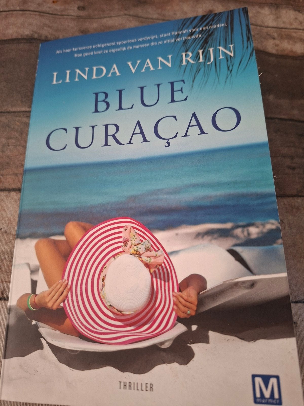 Linda van Rijn - Blue Curaçao (Thriller), Ophalen, Zo goed als nieuw, Linda van Rijn, Nederland