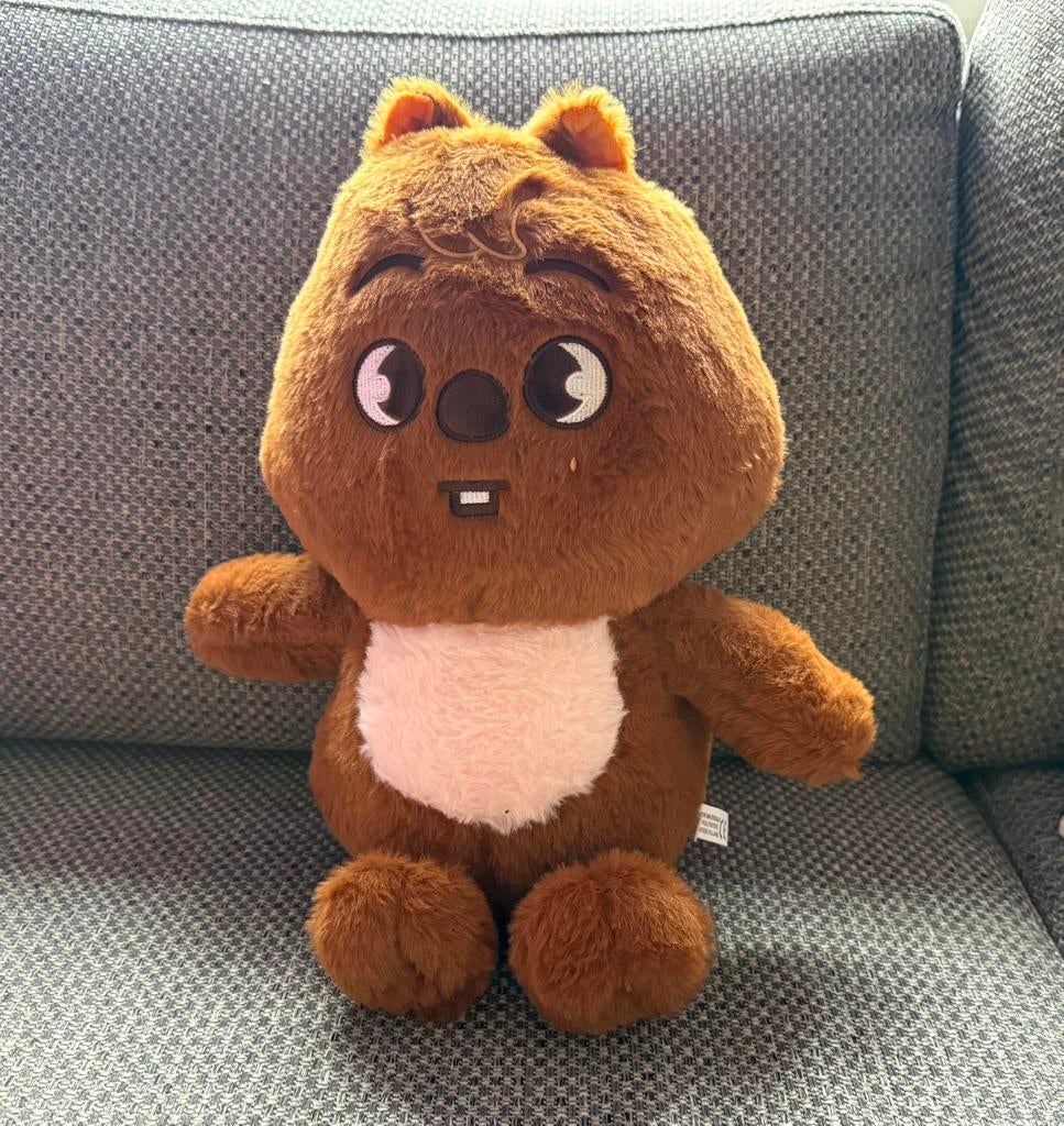 Han Stray Kids Quokka SKZOO XL grote teddy knuffel nieuw, Ophalen of Verzenden, Nieuw, Overige typen