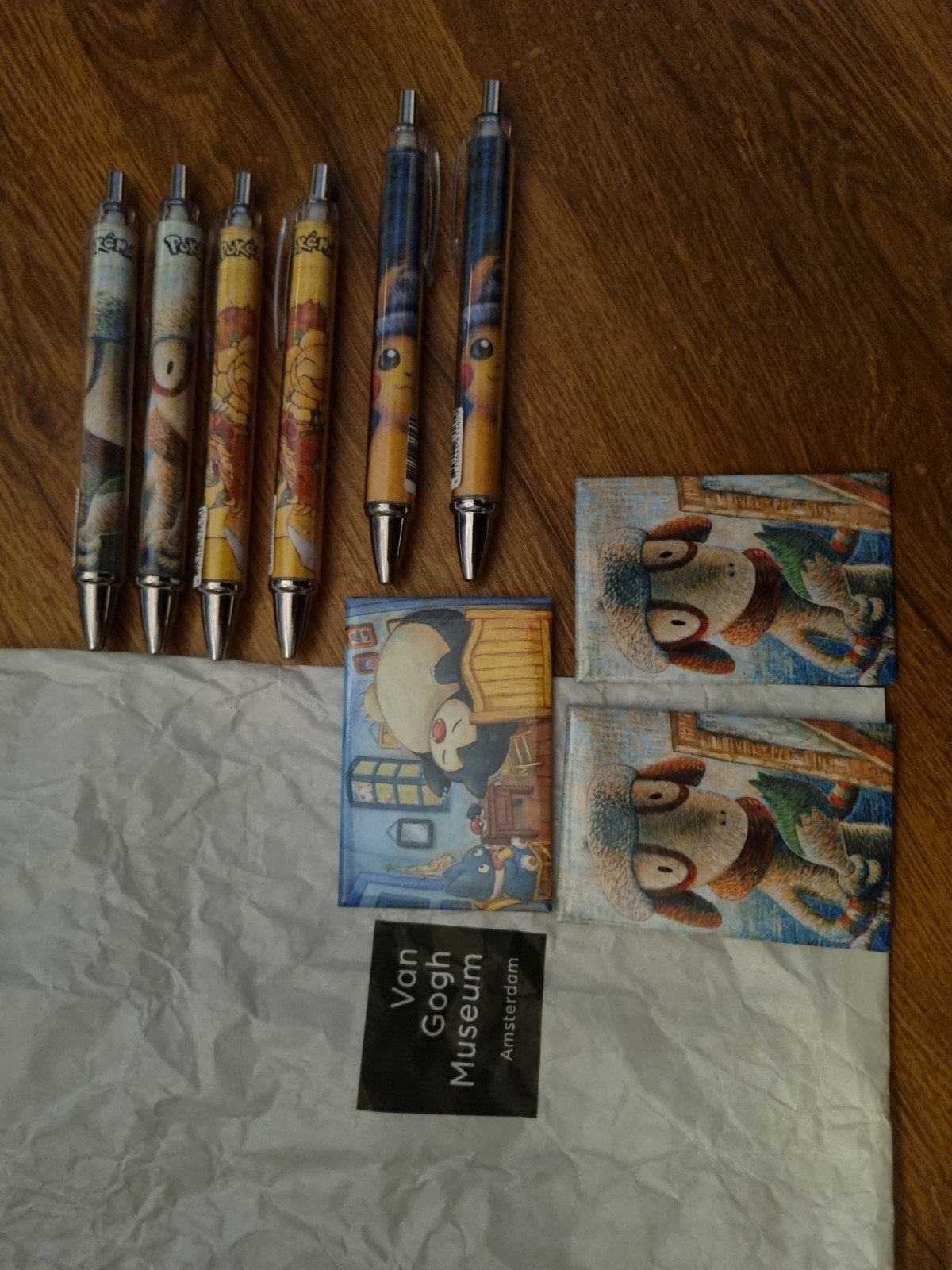 Pokemon x Van Gogh merch. 6 pennen en 3 magneten, Ophalen of Verzenden, Nieuw