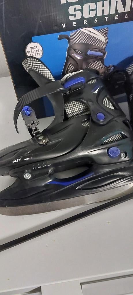 Schaatsen verstelbaar 38-41, Sport en Fitness, Schaatsen, Ophalen, IJshockeyschaatsen, Nijdam