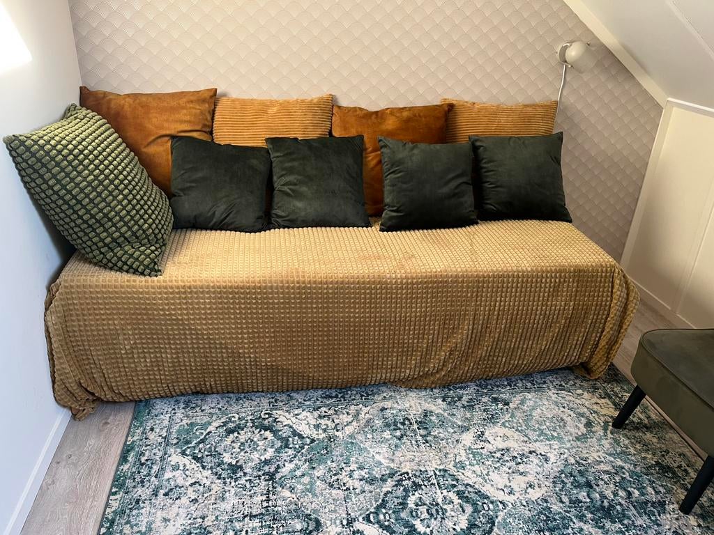 Stapelbaar logeerbed Utaker, Huis en Inrichting, Slaapkamer | Bedden, Ophalen, Eenpersoons, Zo goed als nieuw, 80 cm