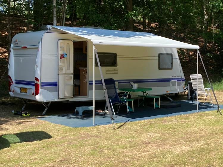 Hobby de Luxe 500 kmfe 2008 3-stapelbed, Hobby, Schokbreker, Treinzit, Particulier