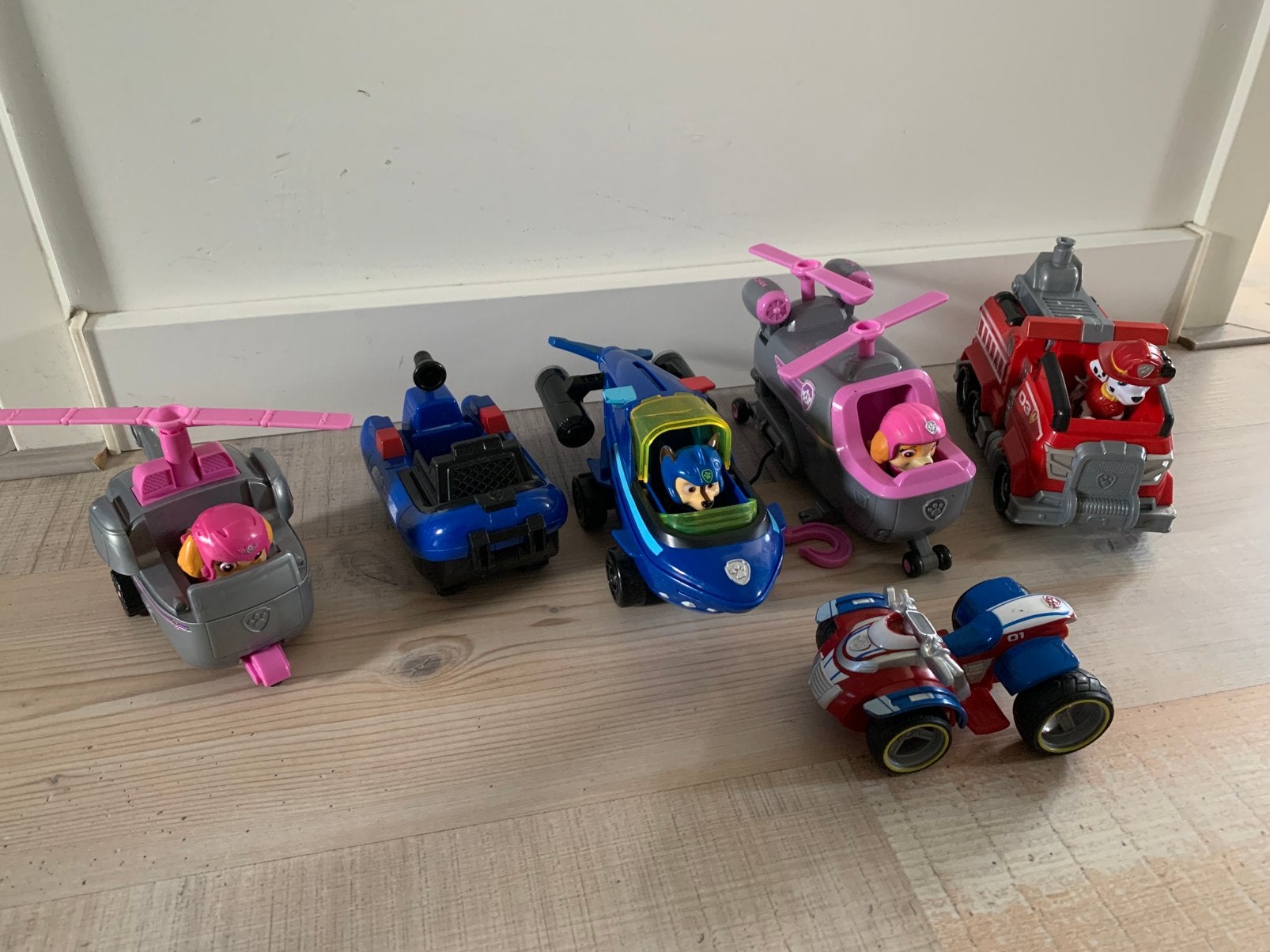 Paw patrol voertuigen incl. poppetjes, Ophalen of Verzenden, Gebruikt