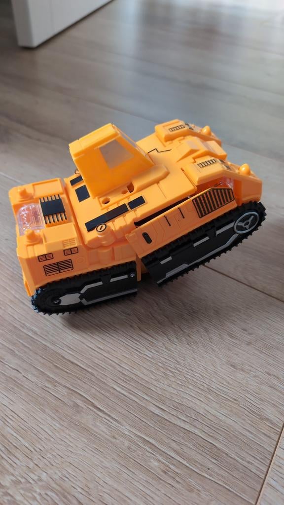 Transformer Speelgoed Tank Robot Oranje, Verzamelen, Transformers, Gebruikt, Overige generaties, Overige rassen, Ophalen