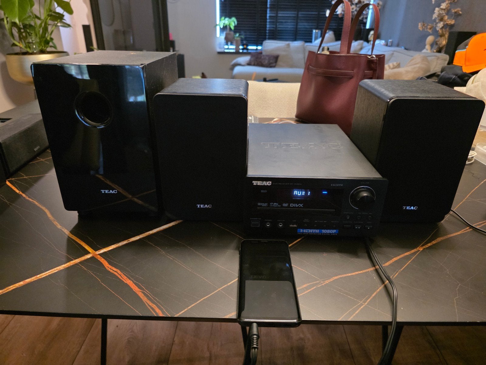 Teac 2.1 set met DVD Receiver, 70 watt of meer, Zo goed als nieuw, 5.1-systeem, Dvd-speler
