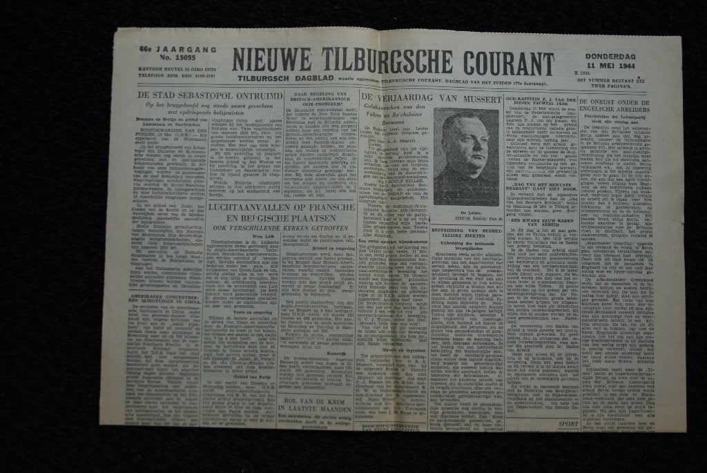Nieuwe Tilburgsche Courant 1944, Verzamelen, Militaria | Tweede Wereldoorlog, Ophalen of Verzenden, Overige soorten, Nederland