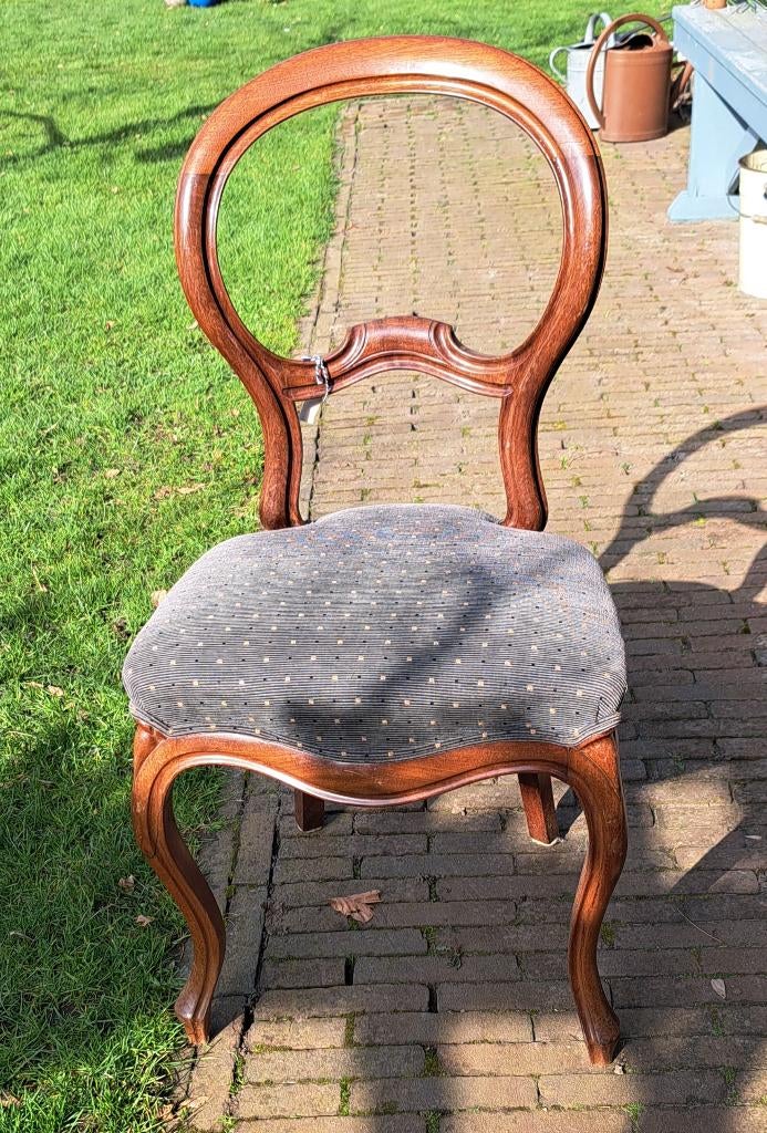 Biedermeier stoel, Ophalen