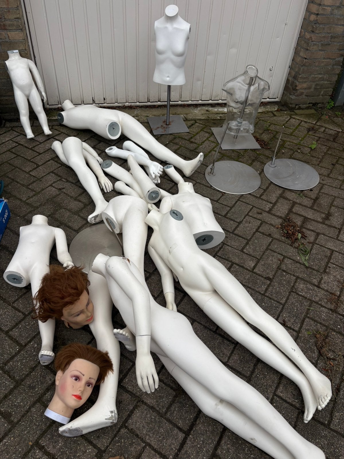 Paspoppen etalagepoppen halloween, Ophalen, Zo goed als nieuw, Geboorte of Huwelijk