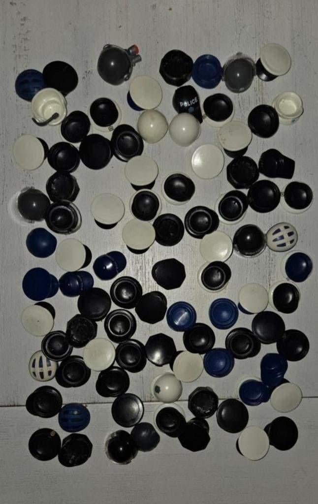 843 Playmobil onderdelen politie pet helm 89 stuks, Ophalen of Verzenden, Gebruikt