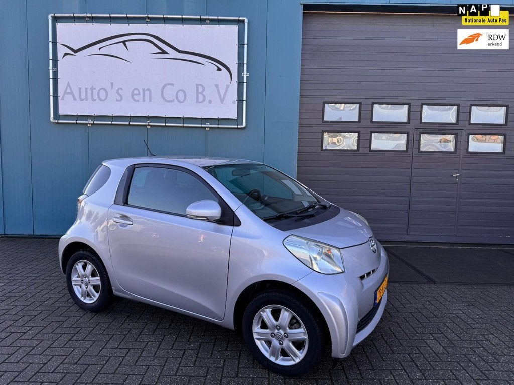 Toyota IQ 1.0 VVTi Comfort Airco 15"Lm velgen Stuurbekr NL A, Auto's, Toyota, Gebruikt, 4 stoelen, Bedrijf, Handgeschakeld