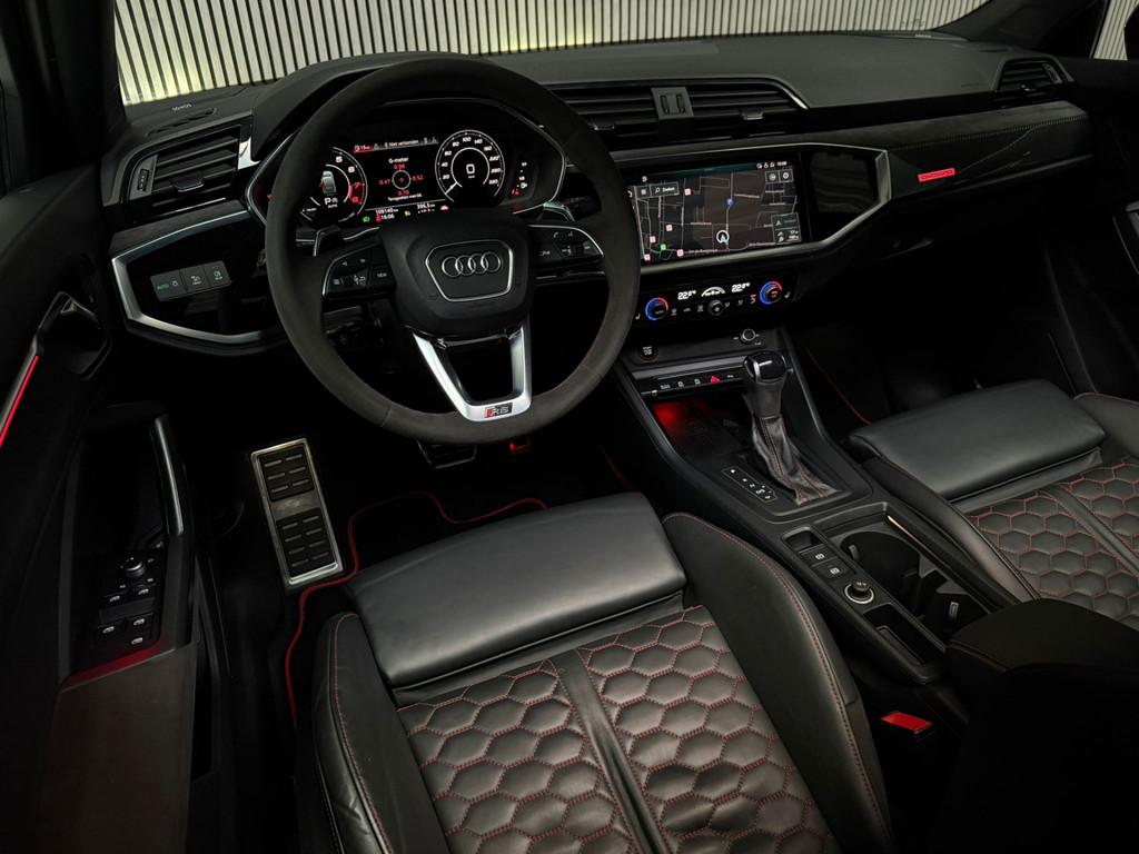 Audi RSQ3 Sportback Sonos | Pano | 360 Camera (bj 2022), Auto's, Audi, Automaat, Gebruikt, Euro 6, 1675 kg