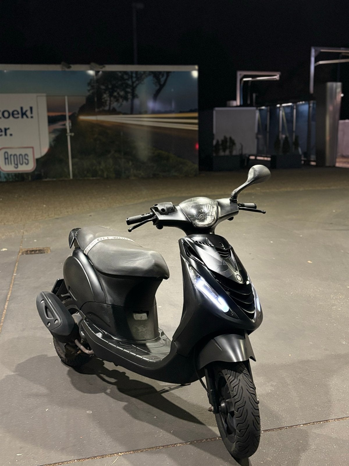Piaggio iGET 2020 Euro 4 Scooter - Zwart, Fietsen en Brommers, Scooters | Piaggio, Ophalen, Gebruikt, Benzine, Overige modellen