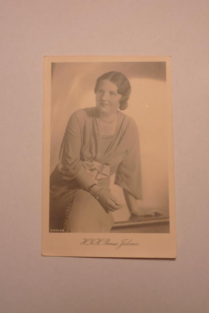 briefkaart H.K.H. Prinses Juliana (Ziegler), Ophalen of Verzenden, Zo goed als nieuw, Nederland, Kaart, Foto of Prent