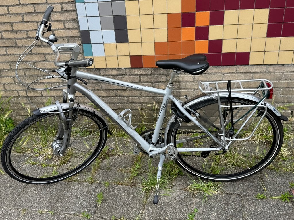 Mooie Treck USA sport/Tourfiets, 28 inch, Zo goed als nieuw, Trommelrem, Ophalen