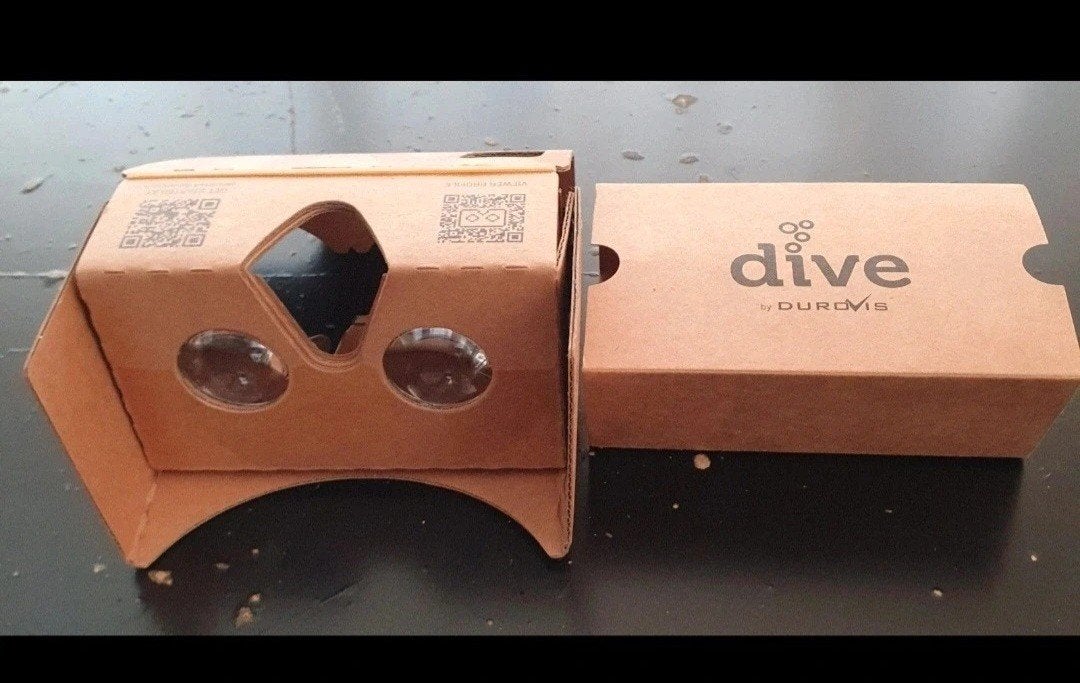 Nieuwe VR bril voor telefoon - Grappig VR effect!, Spelcomputers en Games, Ophalen of Verzenden, Nieuw, VR-bril, Telefoon