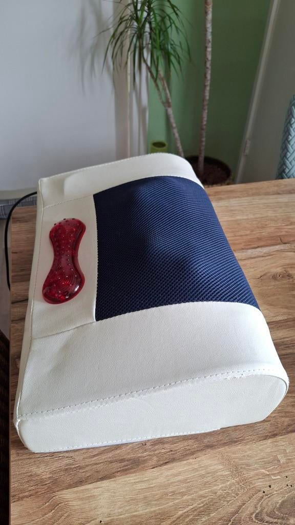 Nieuw massagekussen met infrarood en kneden, Ophalen, Nieuw, Massagestoel of Kussen