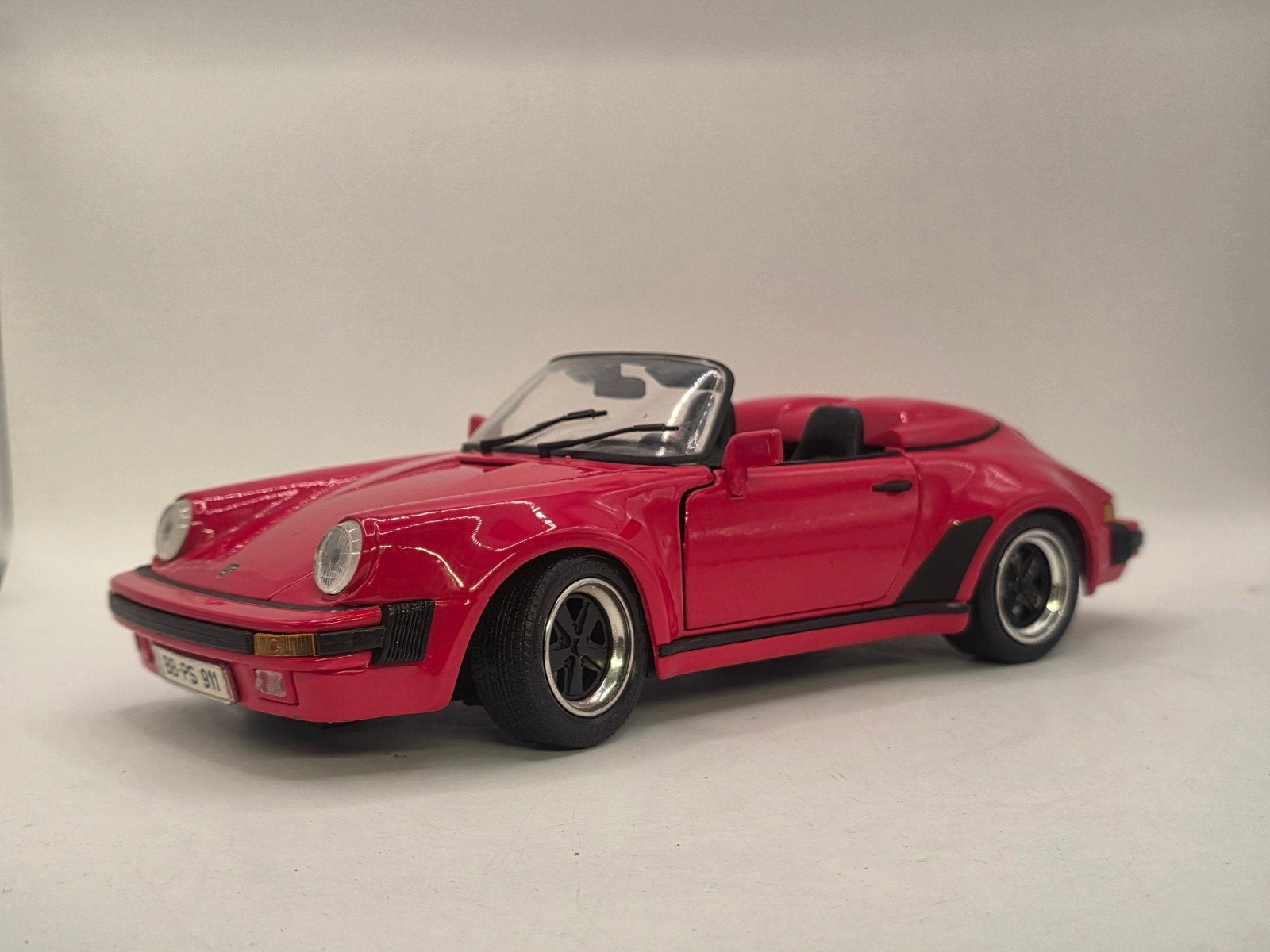 porsche 911 speedster 1989, Ophalen of Verzenden, Zo goed als nieuw, Maisto