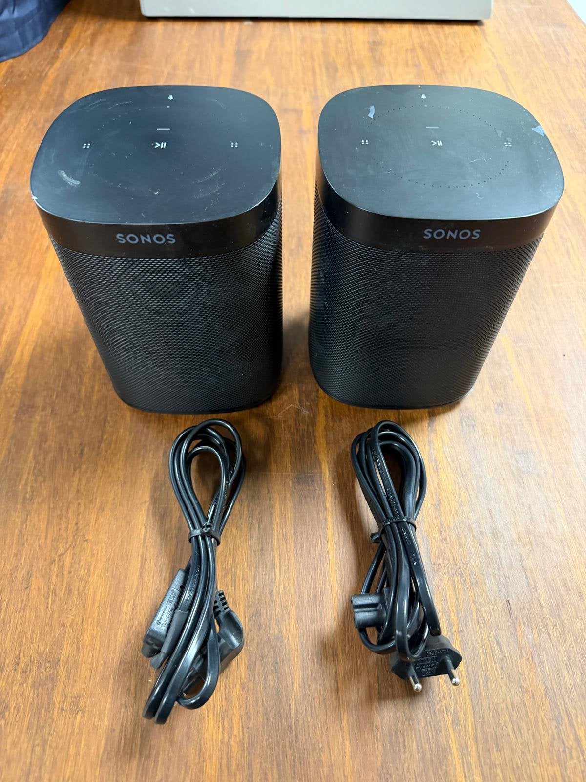 2x Sonos One (Gen 2) zwart — incl. voedingskabels