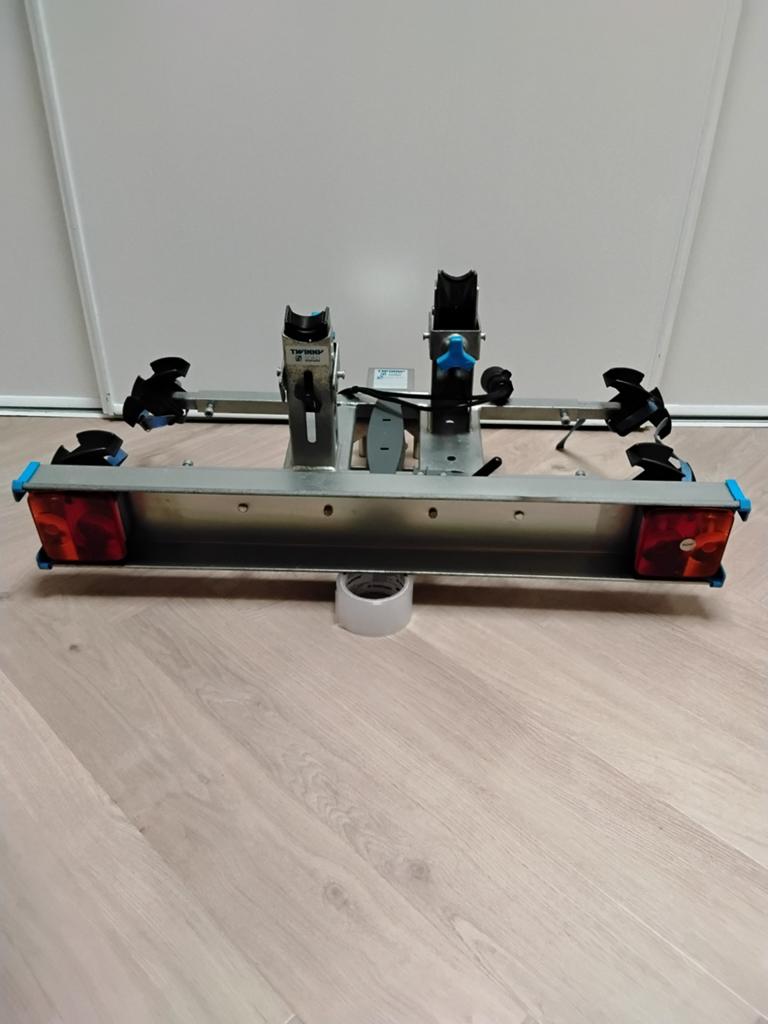 Twinny fietsendrager., Ophalen, 2 fietsen, Zo goed als nieuw, Trekhaakdrager