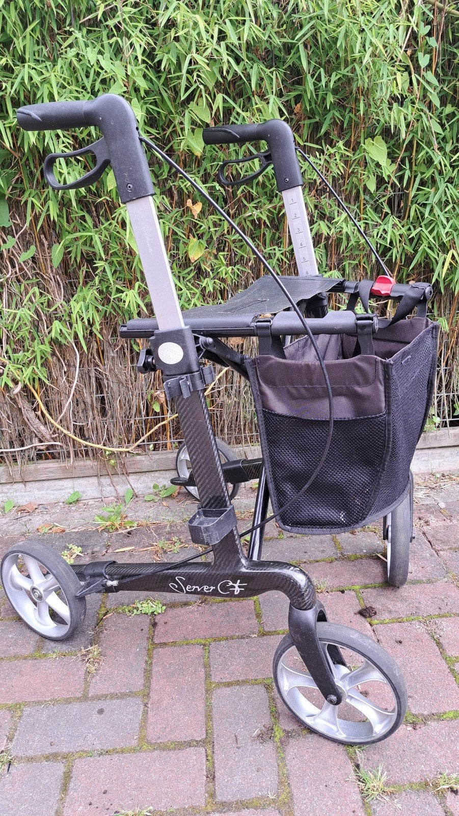 Rollator Carbon Server CF, Ophalen, Lichtgewicht, Gebruikt