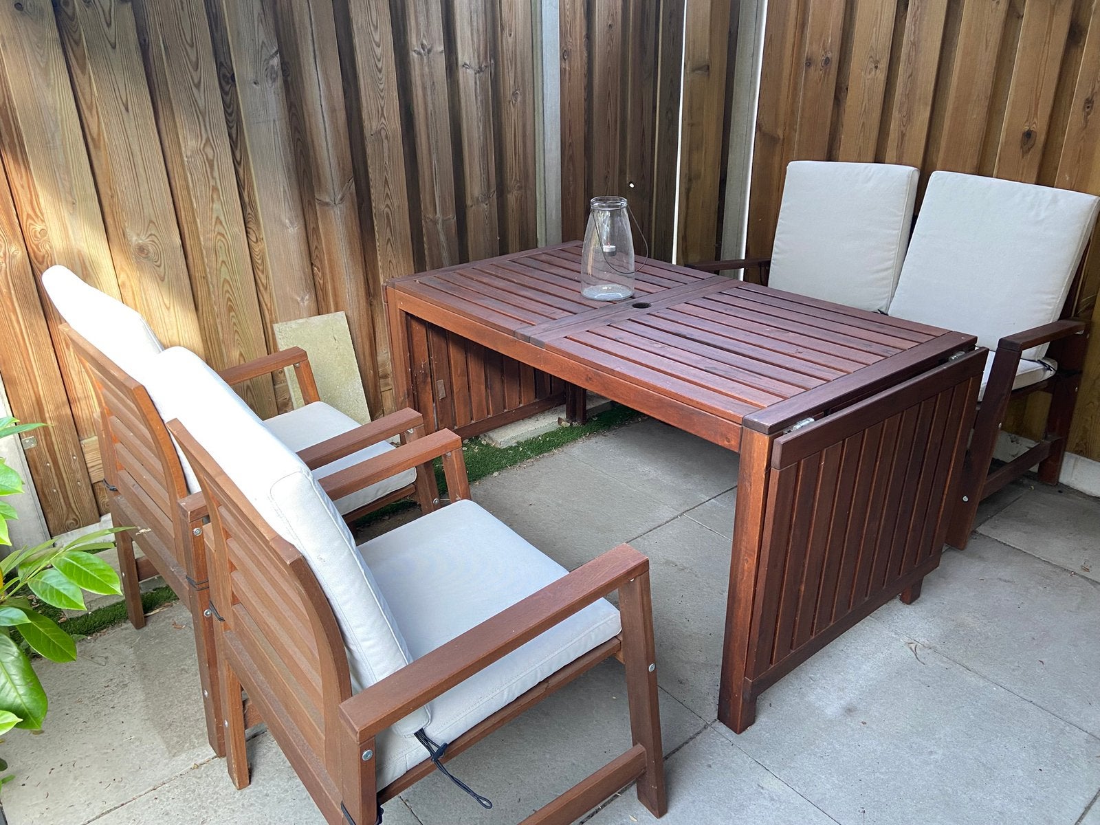 Tuintafel verstelbaar met bank  en stoelen met tuinkussens, Ophalen, Zo goed als nieuw, Bank