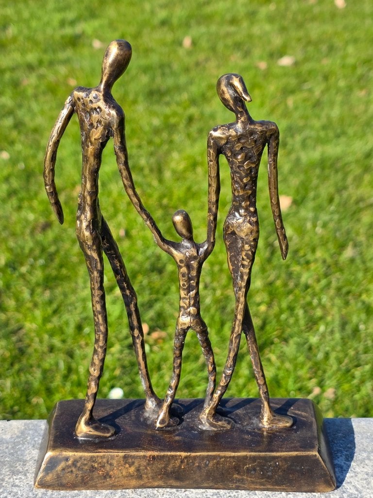 FAMILIE / 1 kind / bronzen beeld / 21,5 cm hoog, Ophalen of Verzenden, Brons, Beeld