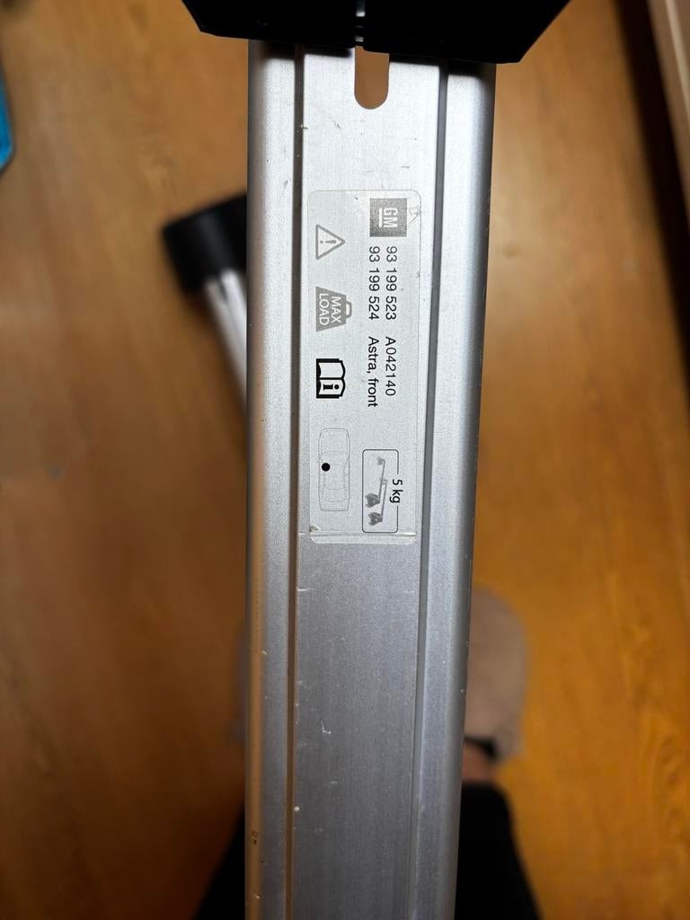 Opel Astra dakdragers (met 1 sleutel), Auto diversen, Dakdragers, Ophalen, Gebruikt