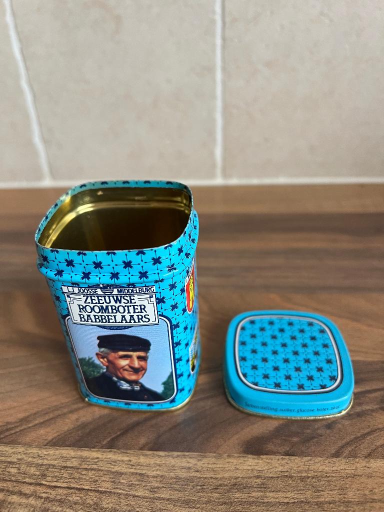 klein vintage blikje Zeeuwse babbelaars met mini kaarsjes, Ophalen of Verzenden, Zo goed als nieuw, Overige, Overige merken