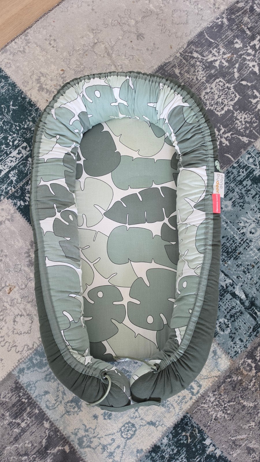 Done by Deer babynestje groen met bladerenprint, Ophalen, Zo goed als nieuw, Overige typen