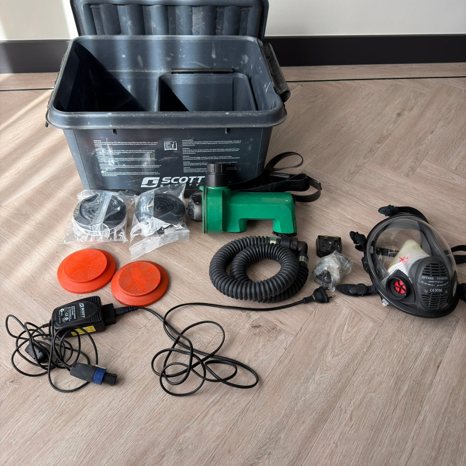 Scott Vision 2 met Proflow aanzuigen unit, Ophalen of Verzenden, Gebruikt