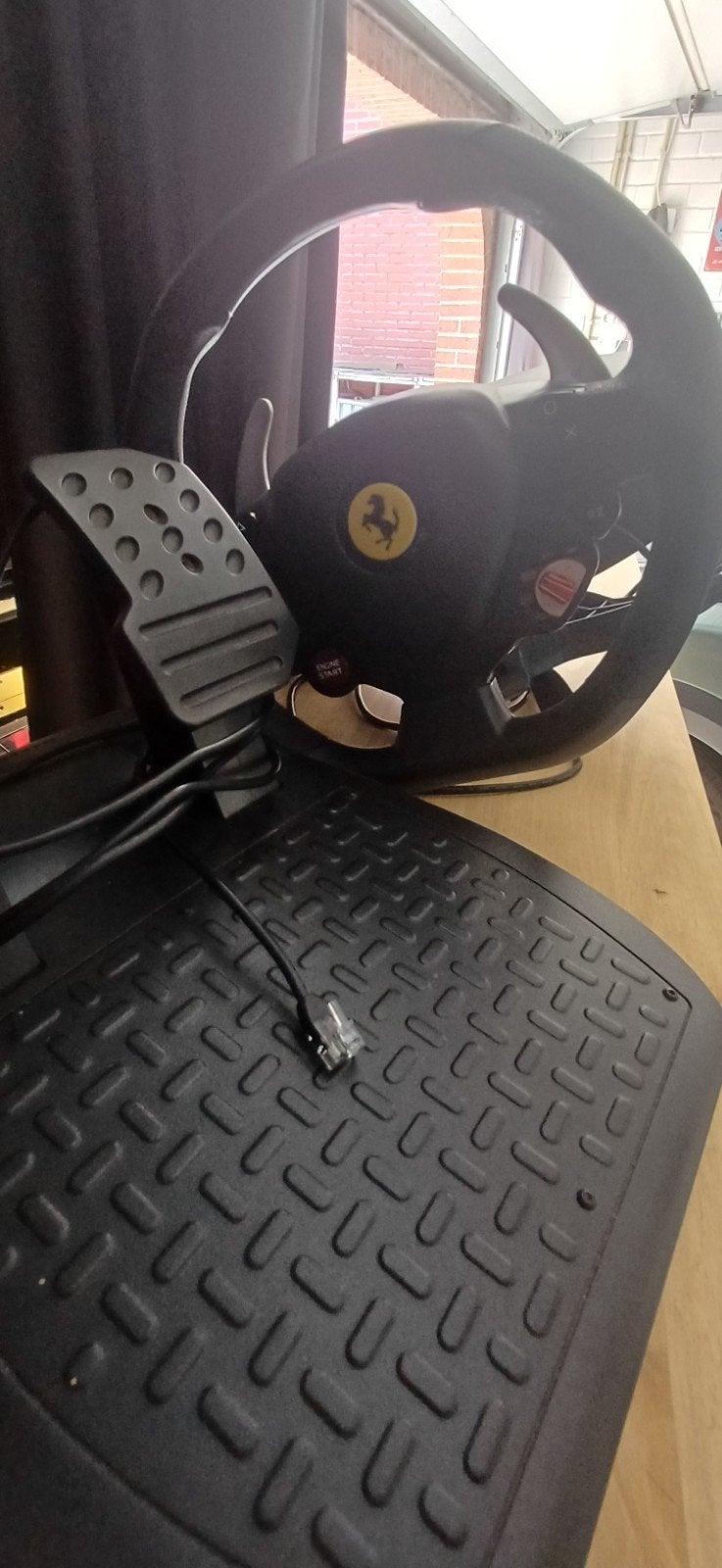 Thrustmaster T80 Ferrari 488 GTB Edition Racestuur PS4/PC, Racestuur, Zo goed als nieuw, Thrustmaster, PlayStation