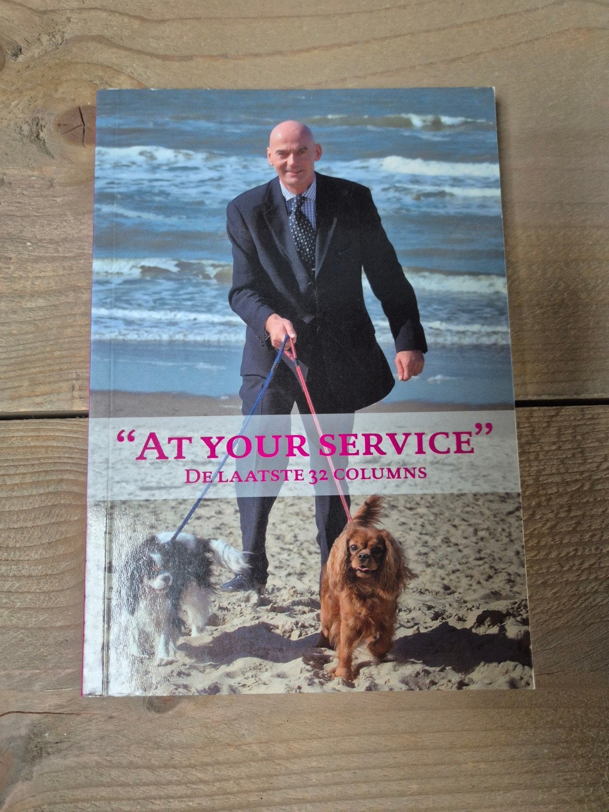 At Your Service: De laatste 32 columns, Ophalen of Verzenden, Zo goed als nieuw, Jort Kelder, Nederland