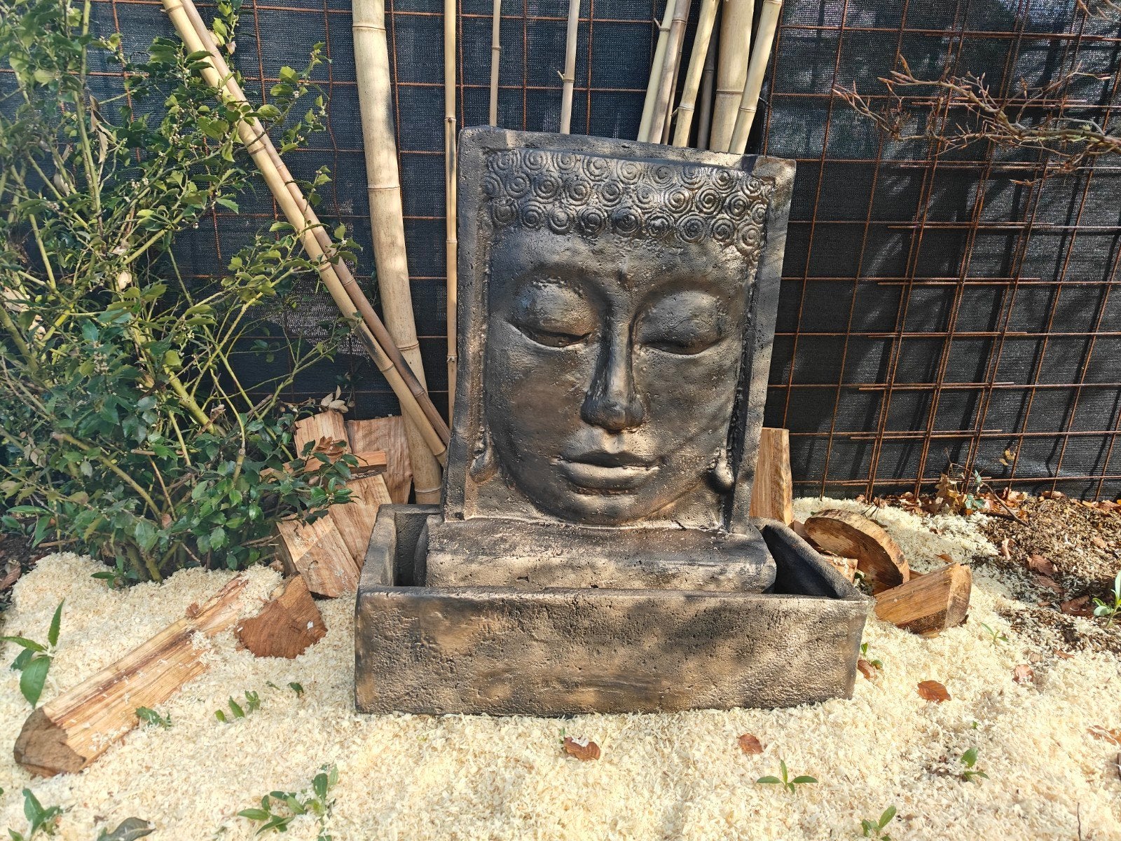 Mooie grote oosterse Buddha fontein water ornament beton, Tuin en Terras, Ophalen of Verzenden, Beton, Fontein