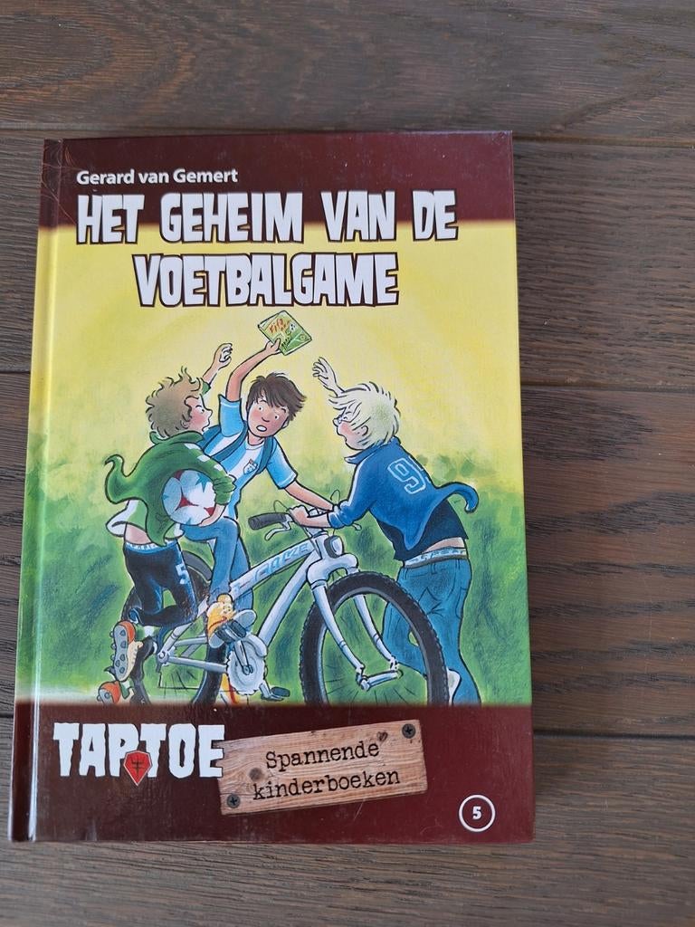 Het geheim van de voetbalgame - Gérard van Gemert, Ophalen of Verzenden