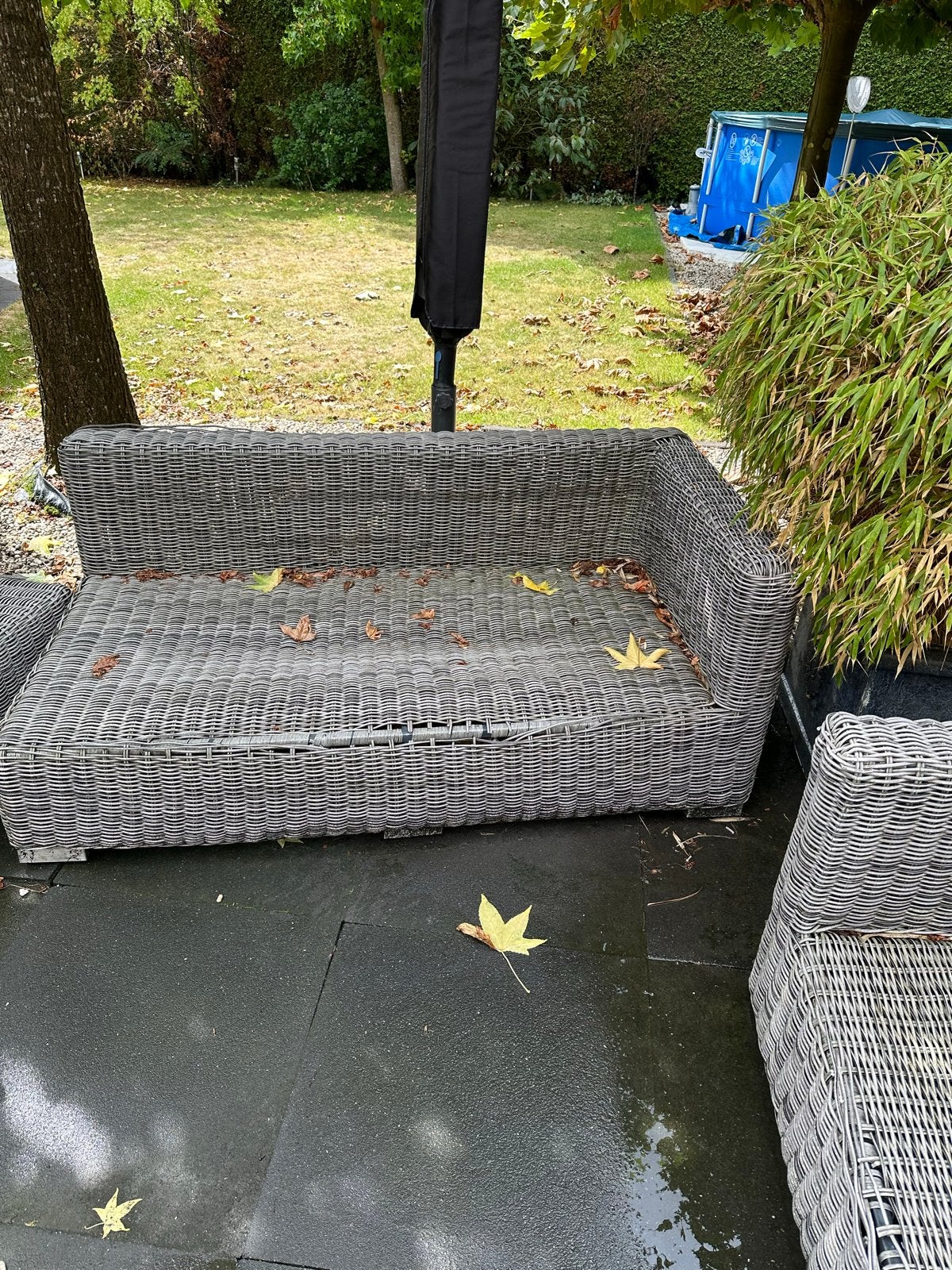 Loungeset met banken die een opknapbeurt nodig hebben, Ophalen, 4 zitplaatsen, Gebruikt, Loungeset